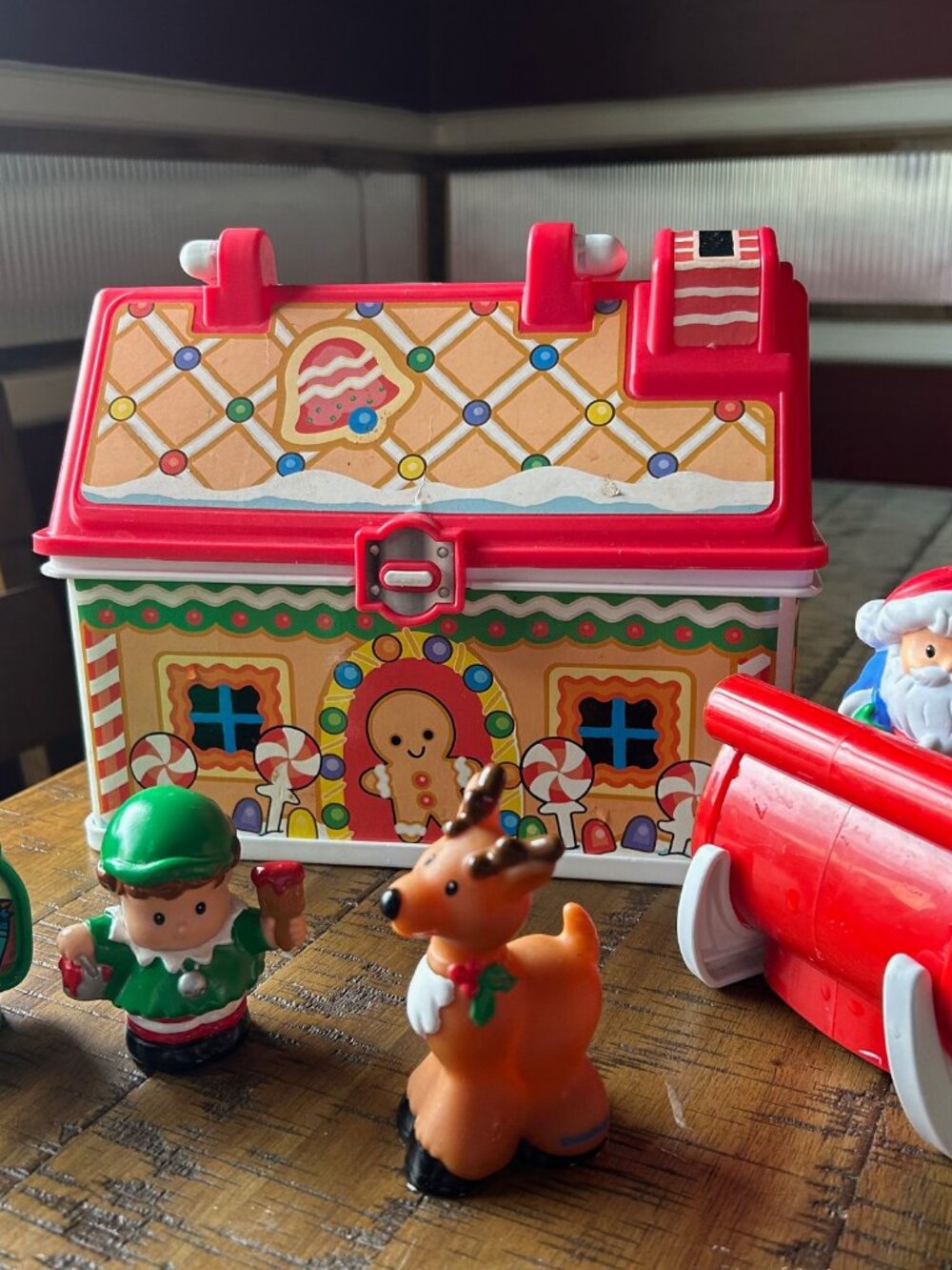 Little People Fisher Price  Ginger bread house  Santa  sleigh  set   6 pc set